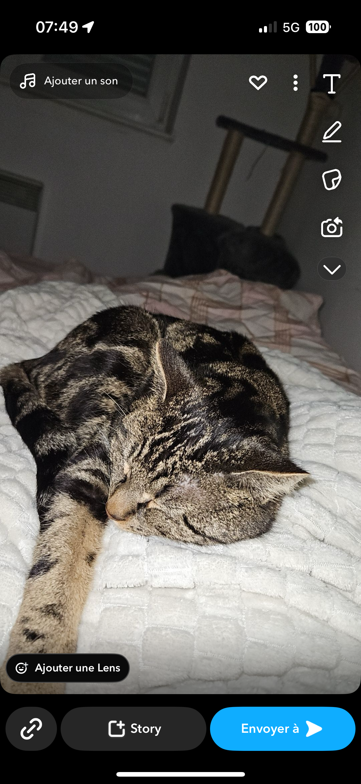 Sky - Rue Augustin Delattre, Ferrière-la-Grande